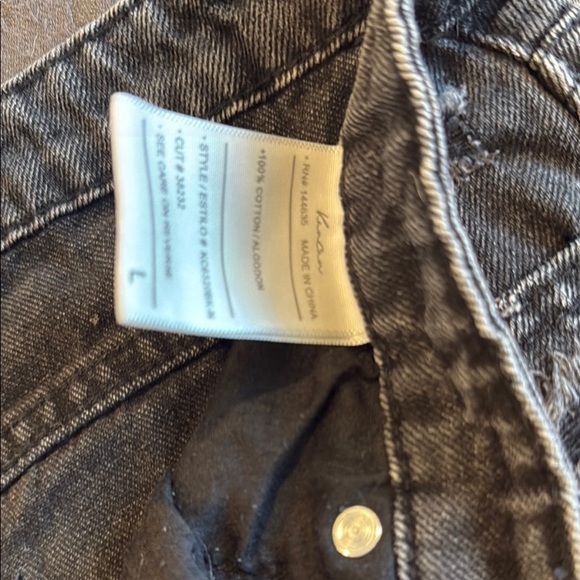 Woman’s short bundle - Picture 2 of 5